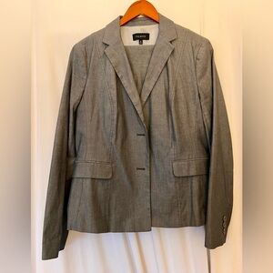 Talbots Light Gray Lined Women's Blazer and Pants Suit